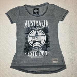 Distressed Irish Connexxion Australia Graphic y2k 2000s Style Size M